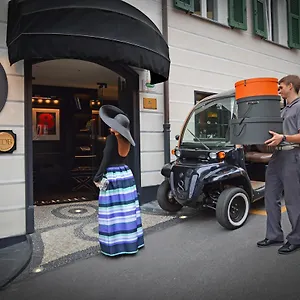 Otel Eight, Portofino